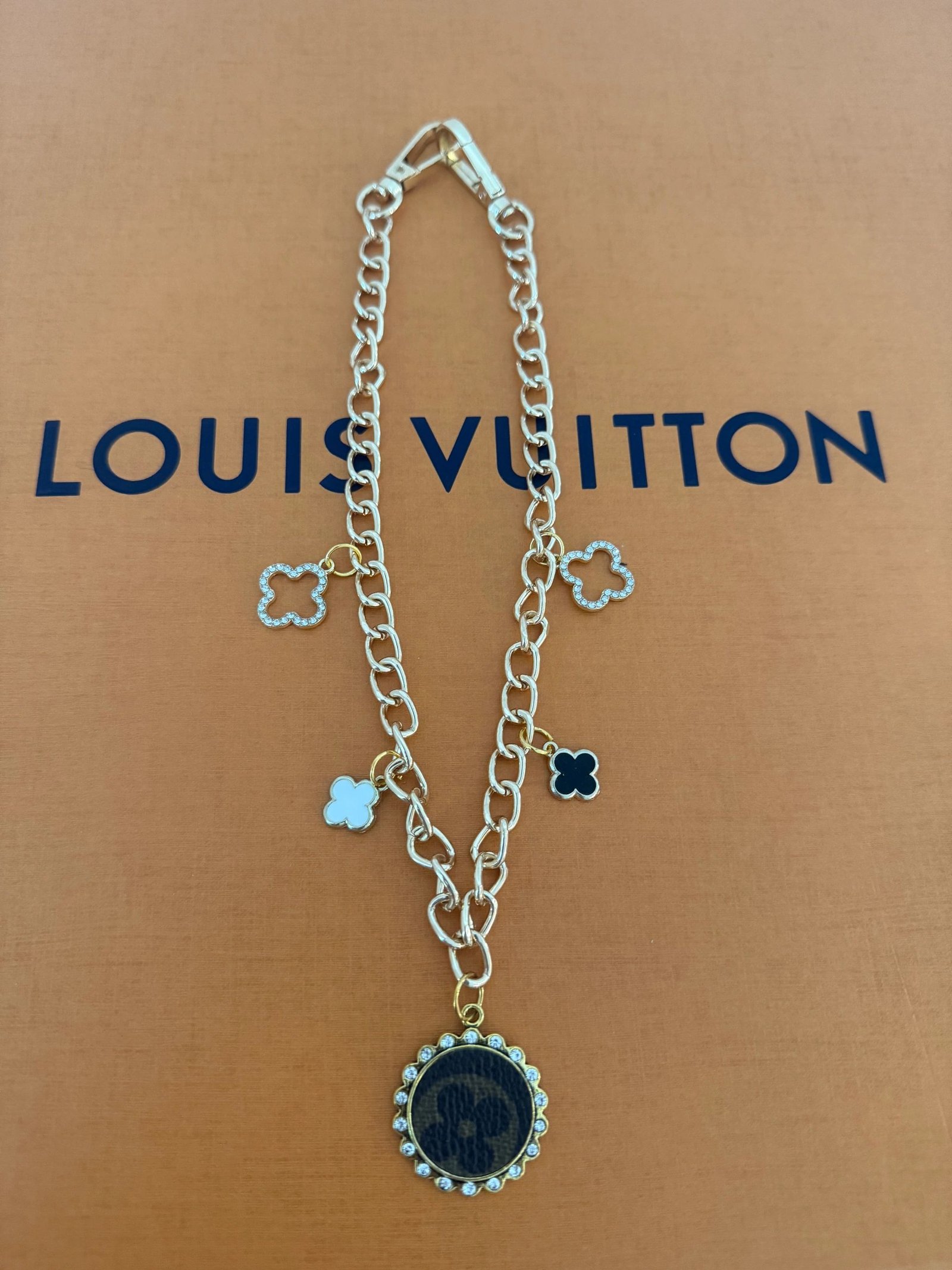 images Chain Bag Charm - Image 5