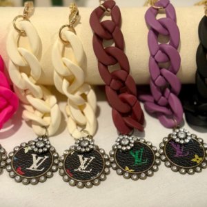 acrylic link bracelets