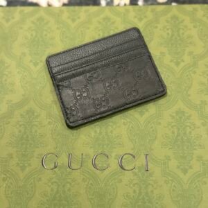 black guccissima card holder
