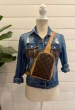 * NEW style * Monogram Small Sling Bag - Image 2