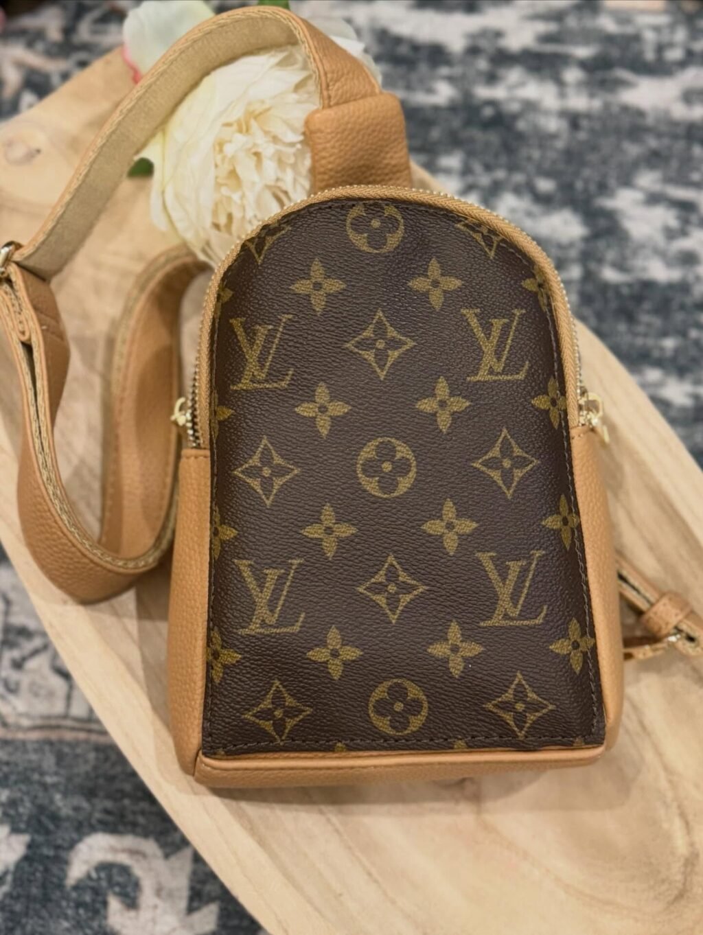 My goal this year has been to offer more 𝙍𝙀𝘼𝘿𝙔 𝙏𝙊 𝙎𝙃𝙄𝙋 products.

All products shown are ready to ship. There are quite a few so they will be uploaded in a few posts. 

For pricing, please comment under interested item(s) or send a message. 

You can also shop the website! 
Ashes2beautydesigns.com

𝓗𝓪𝓹𝓹𝔂 𝓢𝓱𝓸𝓹𝓹𝓲𝓷𝓰 🛍️