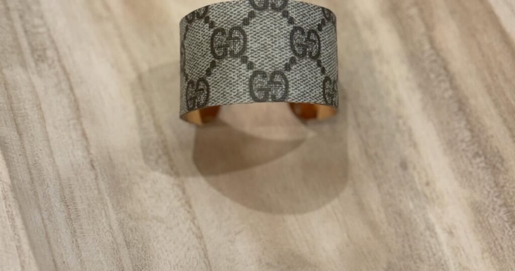 My goal this year has been to offer more 𝙍𝙀𝘼𝘿𝙔 𝙏𝙊 𝙎𝙃𝙄𝙋 products.

All products shown are ready to ship. There are quite a few so they will be uploaded in a few posts. 

For pricing, please comment under interested item(s) or send a message. 

You can also shop the website! 
Ashes2beautydesigns.com

𝓗𝓪𝓹𝓹𝔂 𝓢𝓱𝓸𝓹𝓹𝓲𝓷𝓰 🛍️