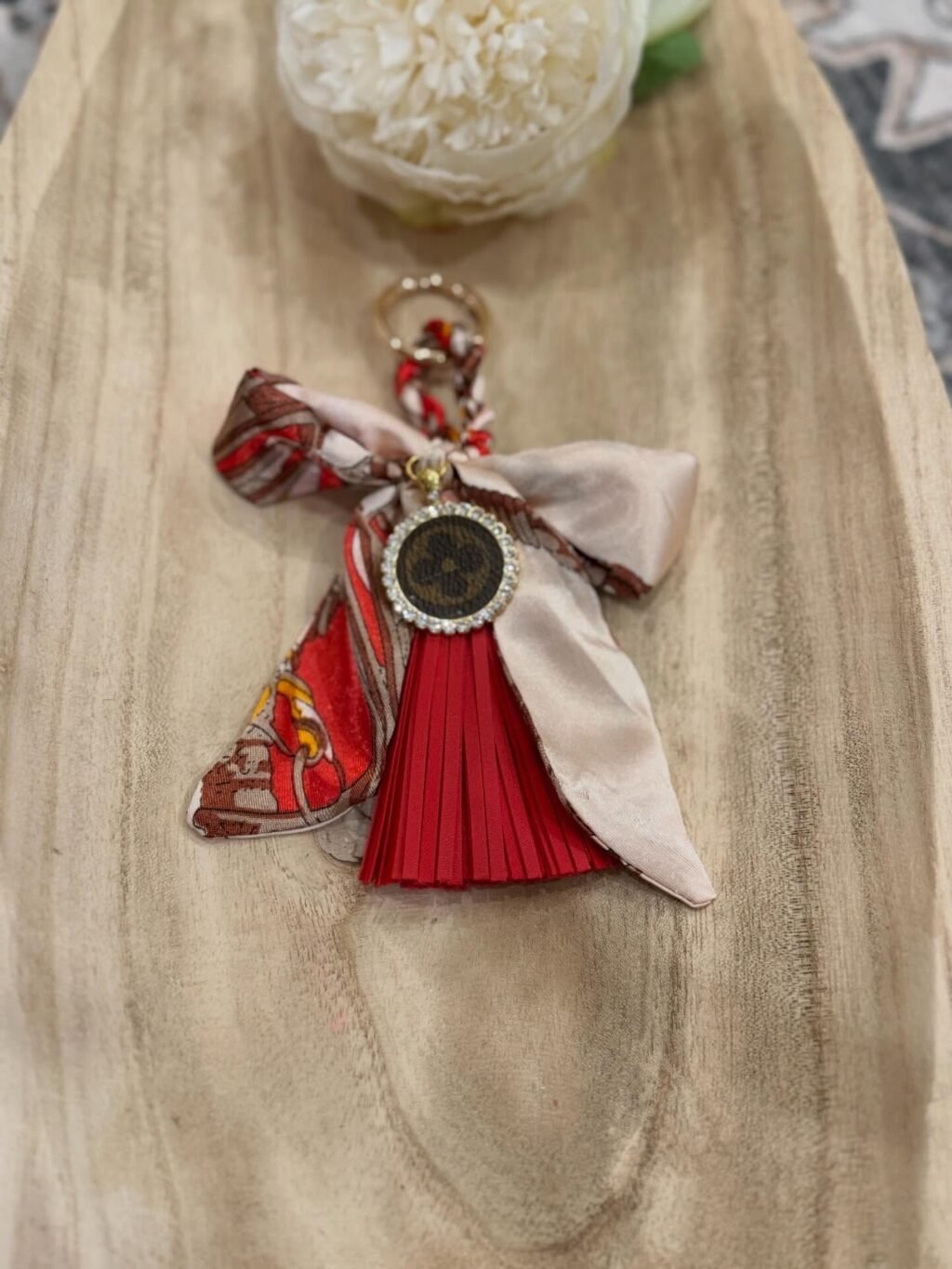 My goal this year has been to offer more 𝙍𝙀𝘼𝘿𝙔 𝙏𝙊 𝙎𝙃𝙄𝙋 products.

All products shown are ready to ship. There are quite a few so they will be uploaded in a few posts. 

For pricing, please comment under interested item(s) or send a message. 

You can also shop the website! 
Ashes2beautydesigns.com

𝓗𝓪𝓹𝓹𝔂 𝓢𝓱𝓸𝓹𝓹𝓲𝓷𝓰 🛍️