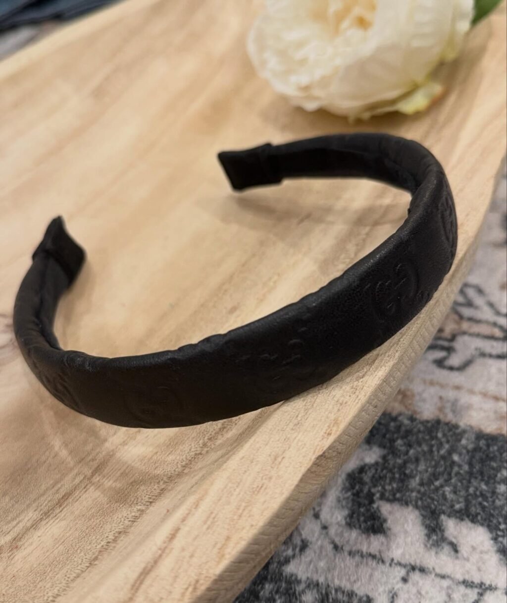 My goal this year has been to offer more 𝙍𝙀𝘼𝘿𝙔 𝙏𝙊 𝙎𝙃𝙄𝙋 products.

All products shown are ready to ship. There are quite a few so they will be uploaded in a few posts. 

For pricing, please comment under interested item(s) or send a message. 

You can also shop the website! 
Ashes2beautydesigns.com

𝓗𝓪𝓹𝓹𝔂 𝓢𝓱𝓸𝓹𝓹𝓲𝓷𝓰 🛍️